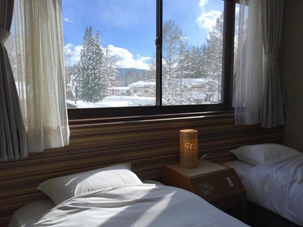 Hakuba Landmark Iwatake Lodge Eksteriør billede